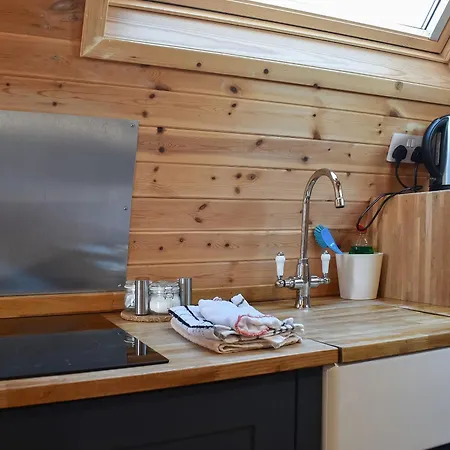 Holiday home Black Coombe-uk1392 Corney