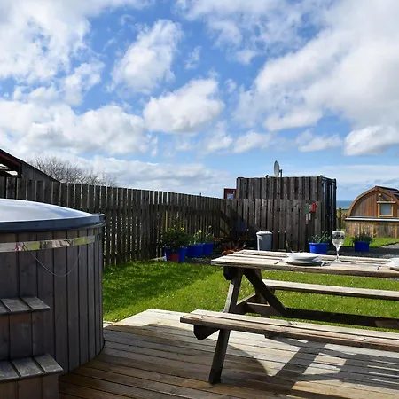 Black Coombe-uk1392 * Corney